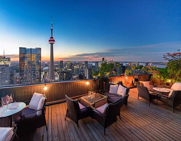 The Porch – Laid-Back Rooftop with Stunning Skyline Views