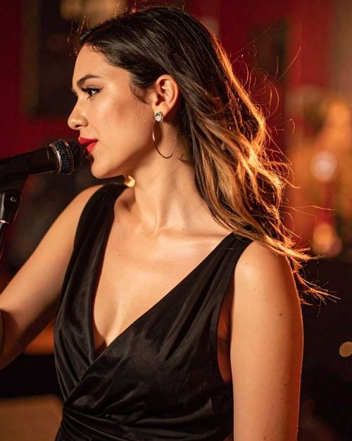 Elegant Jazz Escort in Toronto – Camille Dhillon