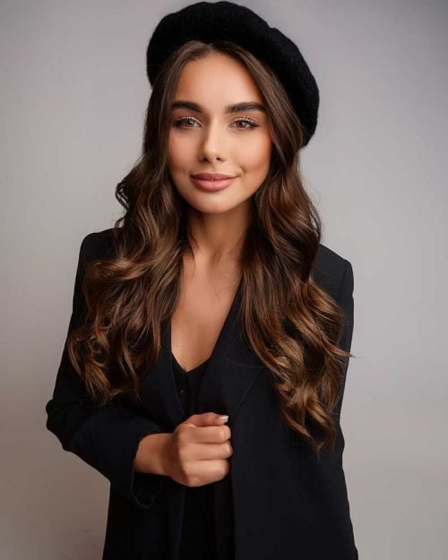 Style-Forward & Sophisticated Escort – Zoya Bashir