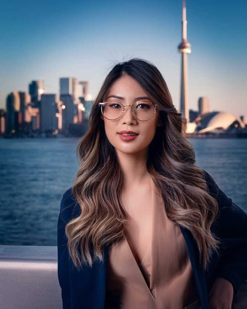 Elegant Toronto Escort for Art mireille