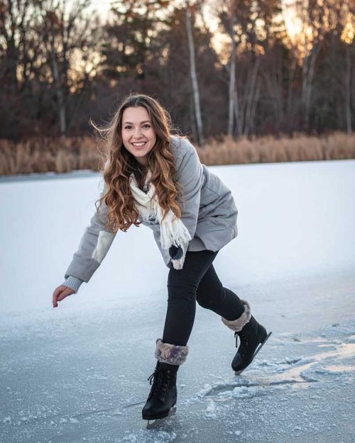 Eclectic Art Night Escort in Toronto – Ivy Navarro